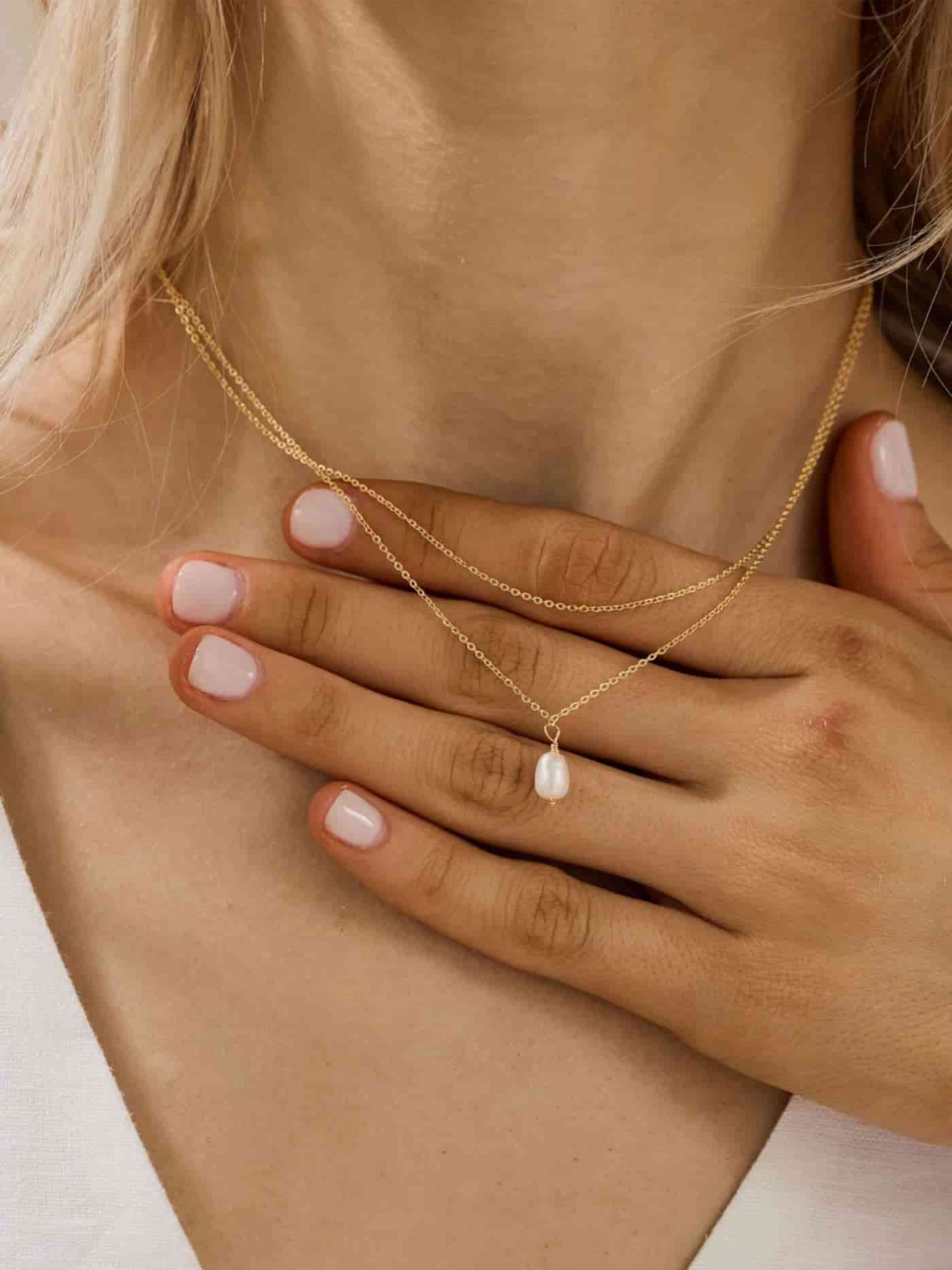 Collar Léa – Perla Natural