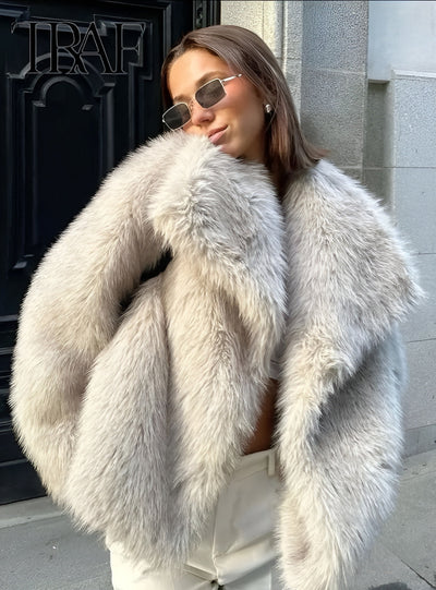Elena – Abrigo de pelo con cuello de solapa