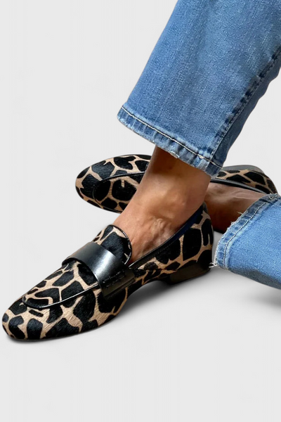 Annelore | Loafers de Cuero con Tacón Bajo y Diseño Exclusivo