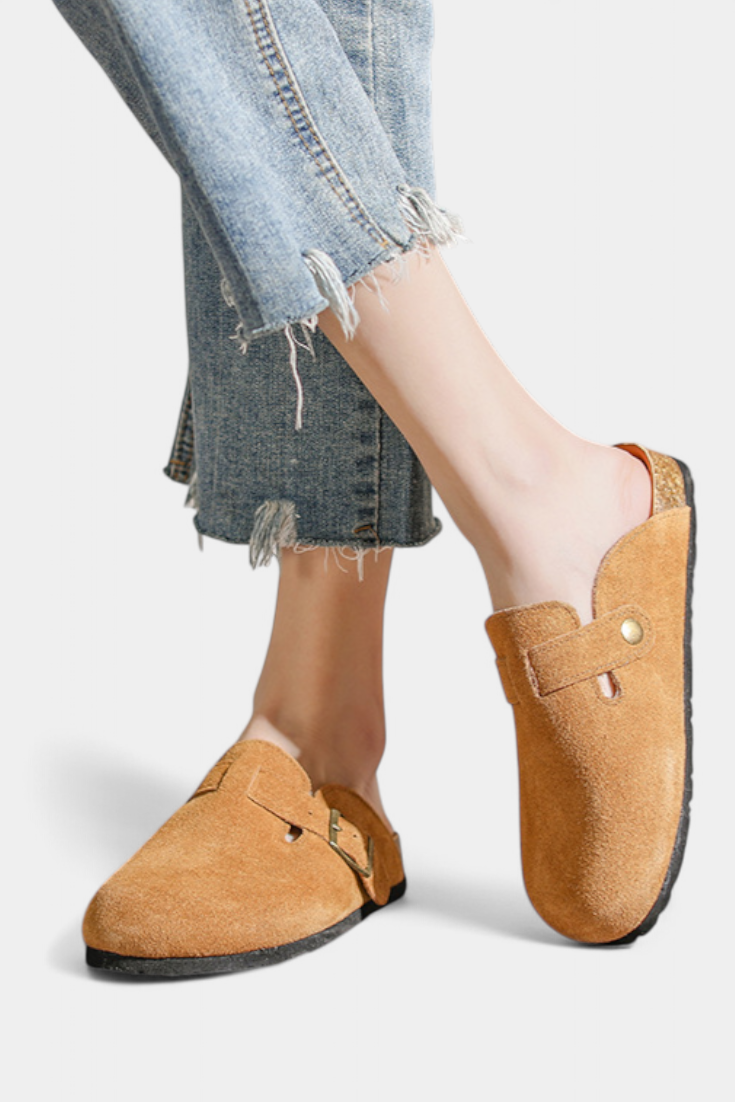Aubree | Zuecos Unisex de Gamuza con Hebilla Ajustable